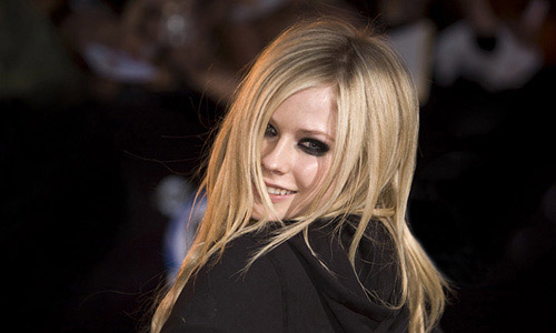 How To Look Like Avril Lavigne