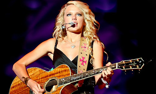 12 Interesting Facts About Taylor Swift
