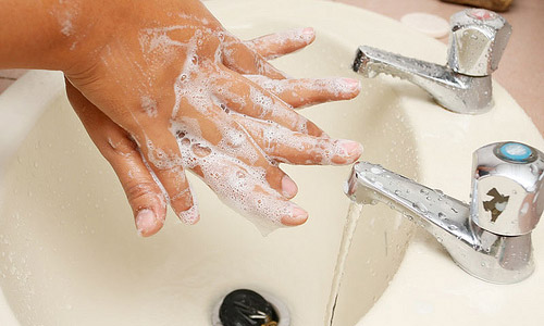 6 Reasons Why Majority Of Girls Are Hygiene Freaks