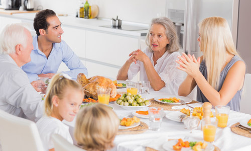 10 Ways To Celebrate Thanksgiving With Your Family