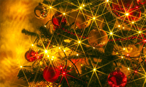 8 Great Christmas Tree Decorating Ideas