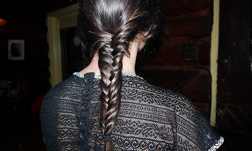 How to Do a Fishtail Braid?