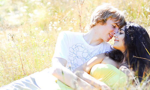 5 Signs A Guy Thinks You Are Pretty