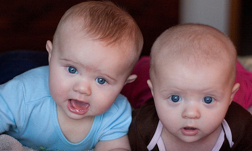 4 Tips to Care of Twins