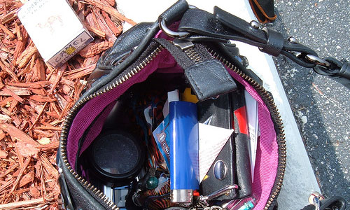 8 Steps to Organize Your Purse