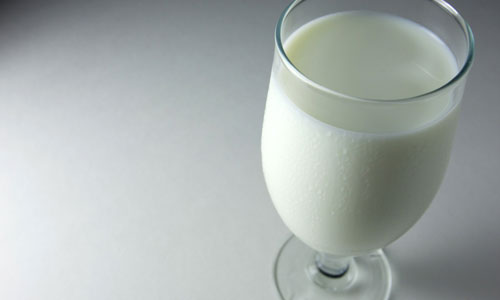 7 Health Benefits of Goat Milk