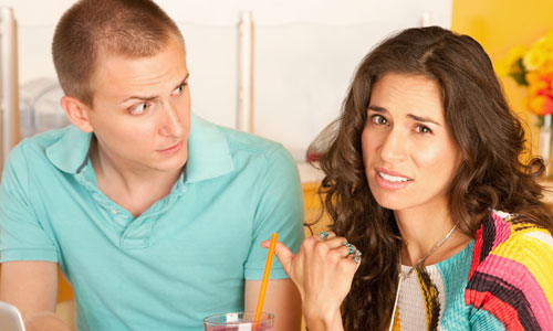 8 Signs You're Unknowingly Ruining Your First Date