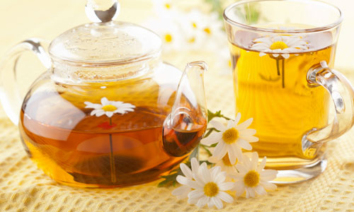 9 Benefits of Chamomile Tea