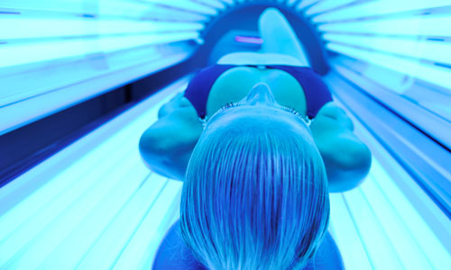 7 Tips to Avoid Burning in a Tanning Bed