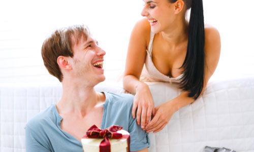 6 Tips for Buying a Gift for Your Boyfriend