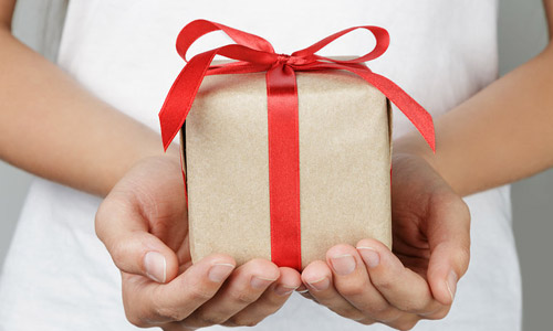 6 Christmas Gifts You Must Avoid Giving