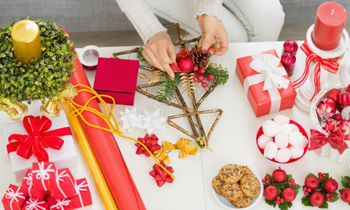 5 Ways to Make Your Own Christmas Gifts