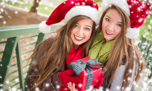 8 Christmas Gift Ideas for Teenage Sister