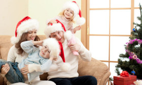 ways-to-bring-your-family-closer-this-Christmas
