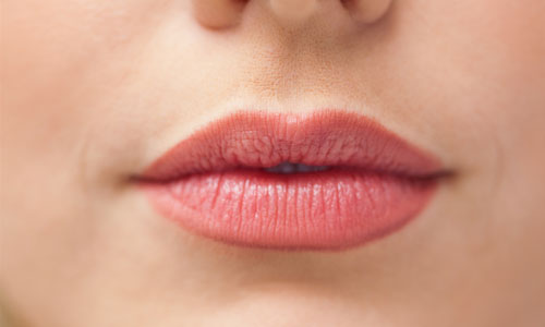 Home Remedies to Keep Your Lips Soft
