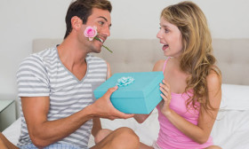 8 Romantic Gift Ideas For Dating Couples