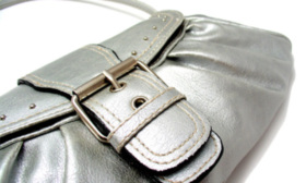 14 Things That You Must Always Have In Your Handbag