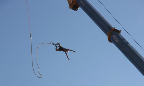 Bungee jumping