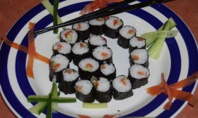Top 5 Reasons Why You Will Love Sushi, The Japanese Delicacy
