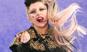 6 Worst Dressed Female Celebrities