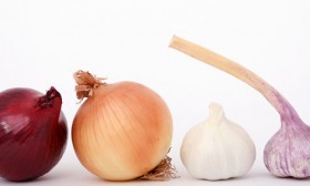 6 Foods That Make You Smell Bad