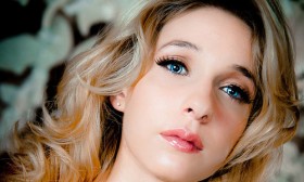 How to Look Pretty In Pictures?