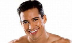 10 Beautiful Celebrities With Dimples