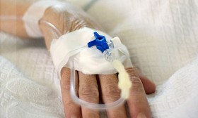 Top 4 Tips on Coping With a Family Member With Cancer