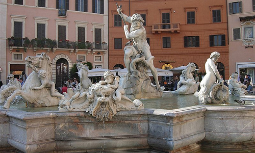 Visit Piazza Navona