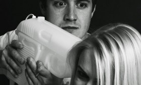 7 Signs Your Boyfriend is Controlling You