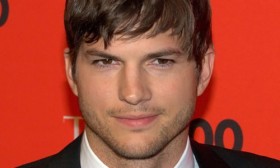 5 Reasons Why Girls Love Ashton Kutcher