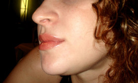 7 Great Tips to Conceal a Double Chin Using Makeup