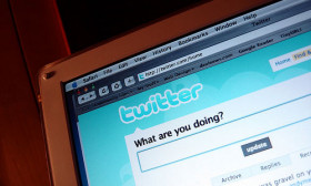 5 Signs You are Addicted to Twitter