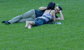 8 Ways to Get Your Boyfriend in the Mood