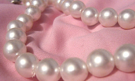 11 Fun Facts About the June Birthstone, Pearl