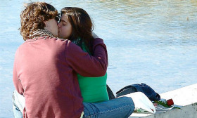 5 Reasons Why Kissing is a Great Exercise