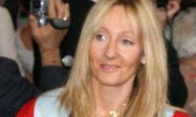 6 Most Famous Female Authors of the 21st Century
