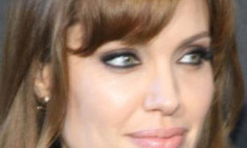 5 Most Popular Celebrity Moms