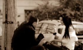 7 Signs Your Ex Still Loves you