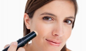 6 Tips to Apply Foundation Correctly