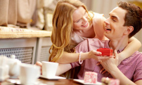 5 Homemade Anniversary Gift Ideas for Your Husband