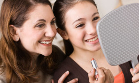 7 Makeup Tips for Your Daughter