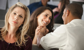 5 Ways To Tell If Your Husband is Interested in Another Woman