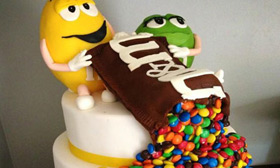 10 Ultimate Geek Cakes You Would Love To Eat