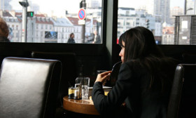 5 Tips to Eat Healthy While Traveling on a Holiday